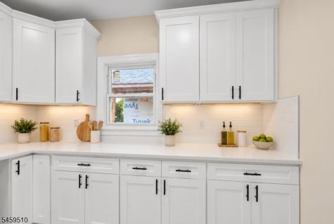 190 Watchung Avenue West Orange NJ 07052