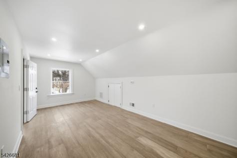 28 Irving Street Montclair NJ 07042