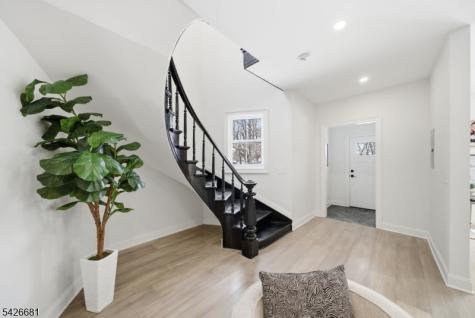 28 Irving Street Montclair NJ 07042