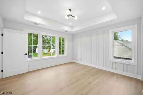 936 Beverly Drive Westfield NJ 07090