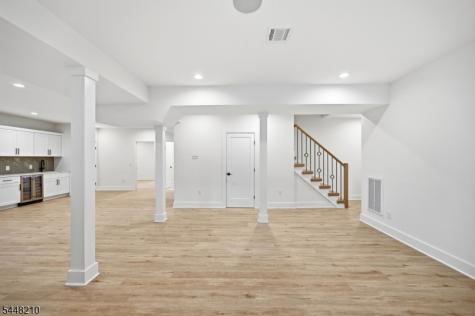 936 Beverly Drive Westfield NJ 07090