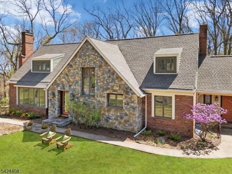 75 Farmersville Road Tewksbury NJ 07830