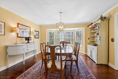 75 Farmersville Road Tewksbury NJ 07830