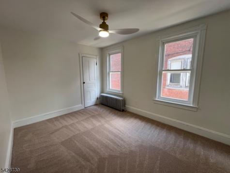 366 Thomas Street Phillipsburg NJ 08865