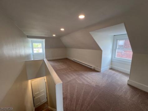 366 Thomas Street Phillipsburg NJ 08865