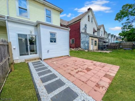 366 Thomas Street Phillipsburg NJ 08865
