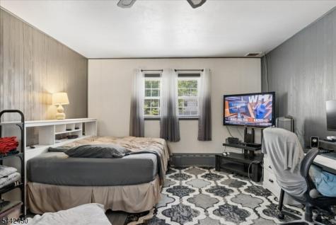 42 Walnut Street Edison NJ 08817