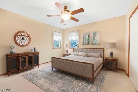 18 Cabot Lane Kinnelon NJ 07405
