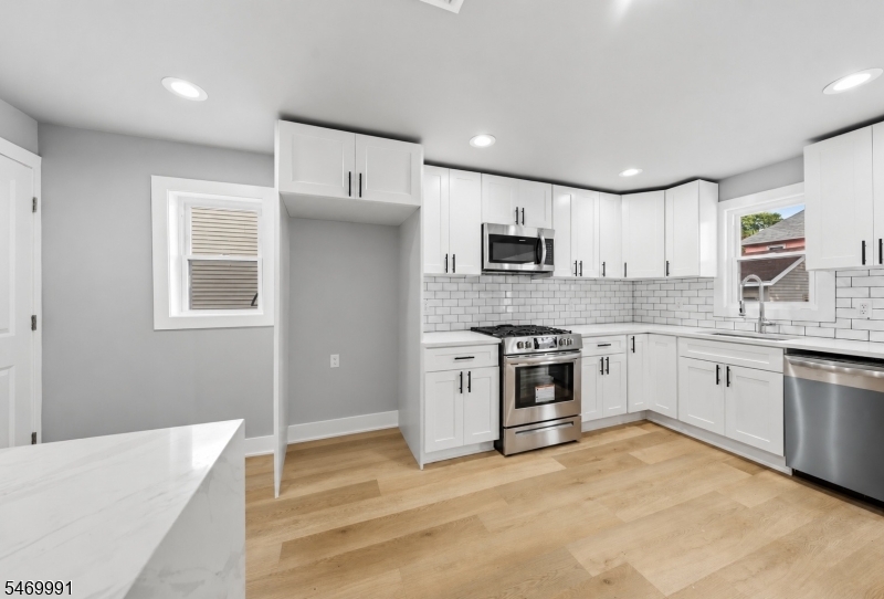 721 Bailey Avenue Elizabeth NJ 07208