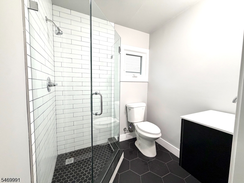 721 Bailey Avenue Elizabeth NJ 07208