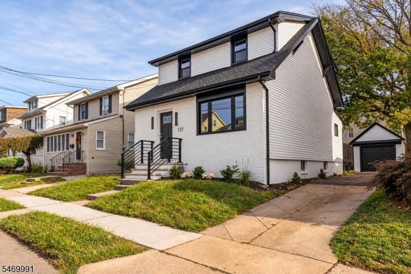 721 Bailey Avenue Elizabeth NJ 07208