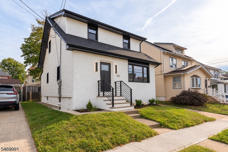721 Bailey Avenue Elizabeth NJ 07208