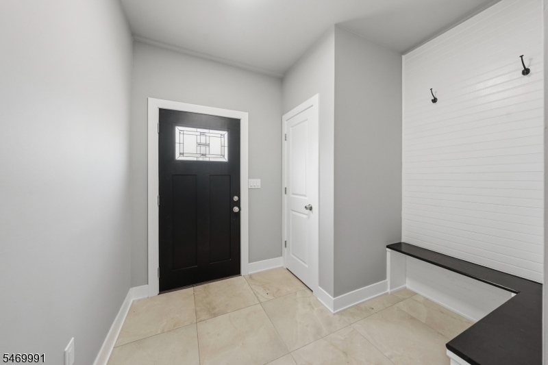 721 Bailey Avenue Elizabeth NJ 07208