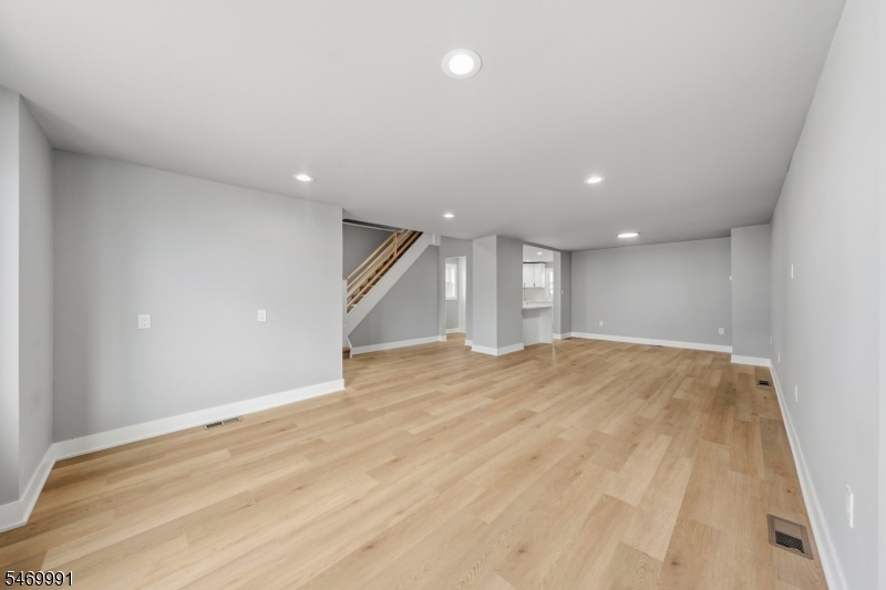 721 Bailey Avenue Elizabeth NJ 07208