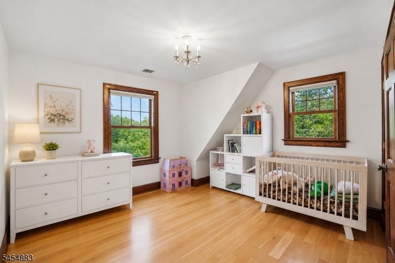30 Groah Road East Hanover NJ 07936