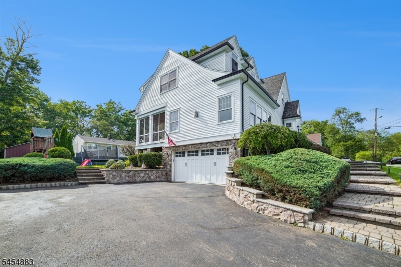 30 Groah Road East Hanover NJ 07936