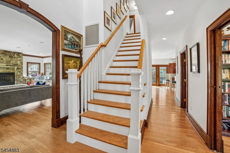 30 Groah Road East Hanover NJ 07936