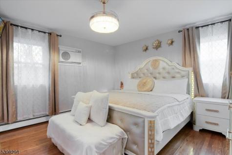 14 Dorothea Terrace Belleville NJ 07109