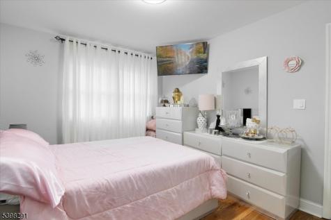 14 Dorothea Terrace Belleville NJ 07109