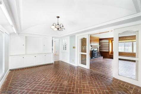 401 Bloomsbury Road Franklin NJ 08804