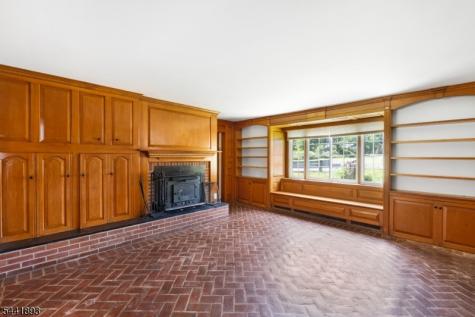 401 Bloomsbury Road Franklin NJ 08804