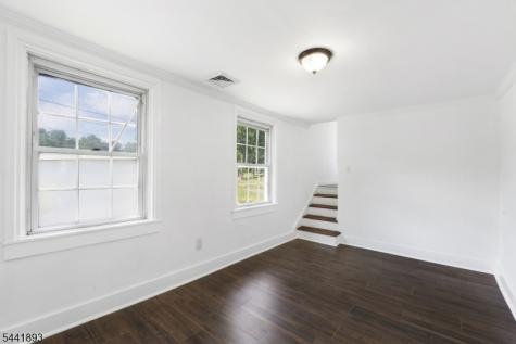 401 Bloomsbury Road Franklin NJ 08804