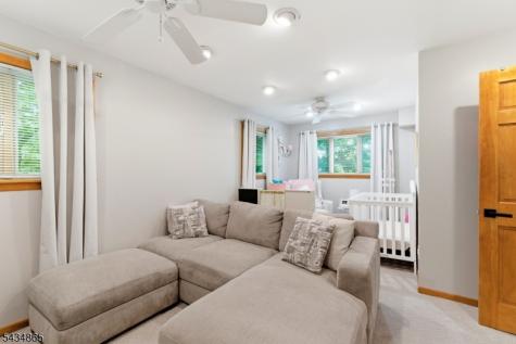 158 Glenside Trail Byram NJ 07871