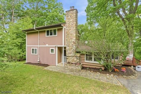 158 Glenside Trail Byram NJ 07871