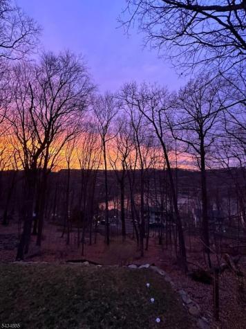 158 Glenside Trail Byram NJ 07871