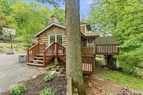 158 Glenside Trail Byram NJ 07871