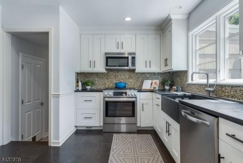 40 Collinwood Road Maplewood NJ 07040