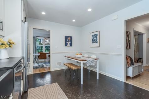 40 Collinwood Road Maplewood NJ 07040