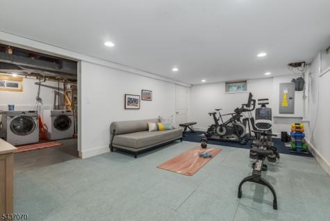 40 Collinwood Road Maplewood NJ 07040