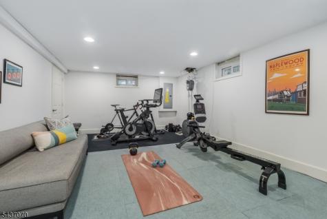 40 Collinwood Road Maplewood NJ 07040