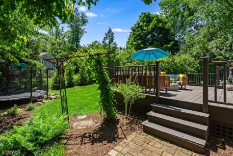 40 Collinwood Road Maplewood NJ 07040
