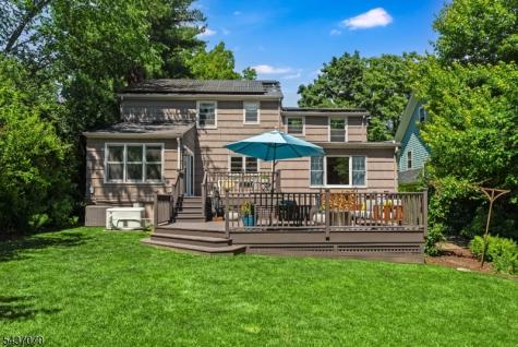 40 Collinwood Road Maplewood NJ 07040