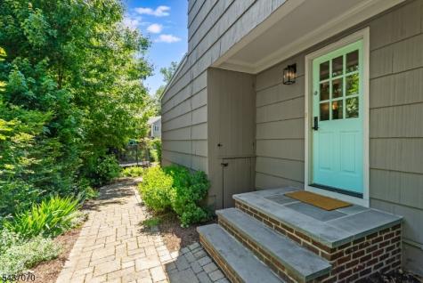 40 Collinwood Road Maplewood NJ 07040