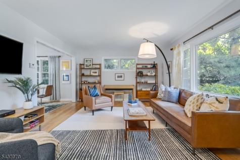 40 Collinwood Road Maplewood NJ 07040