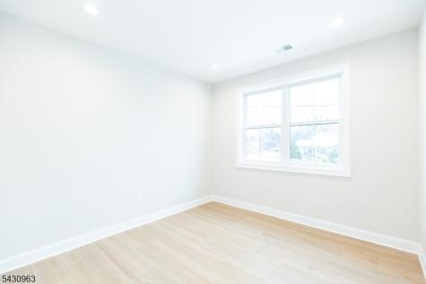7 Altamont Road Edison NJ 08817