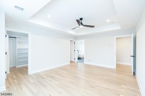 7 Altamont Road Edison NJ 08817