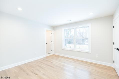 7 Altamont Road Edison NJ 08817