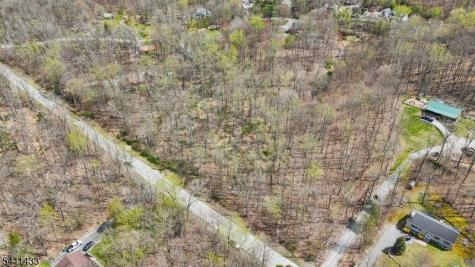 13 Oak Ridge Road Montague NJ 07827