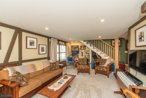 23 Ridge Trail Kinnelon NJ 07405