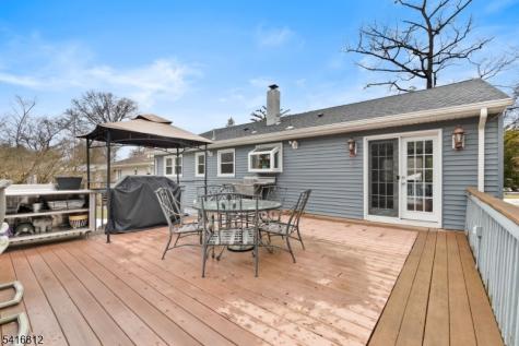 34 Seminole Avenue Oakland NJ 07436