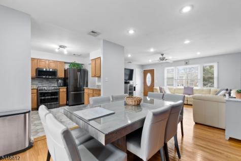 34 Seminole Avenue Oakland NJ 07436