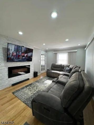 629 Washington Avenue Kenilworth NJ 07033