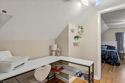 144 N Michigan Avenue Kenilworth NJ 07033