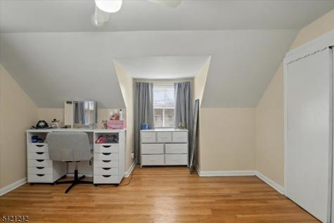 144 N Michigan Avenue Kenilworth NJ 07033