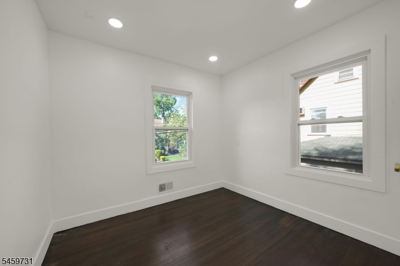 857 Livingston Road Elizabeth NJ 07208