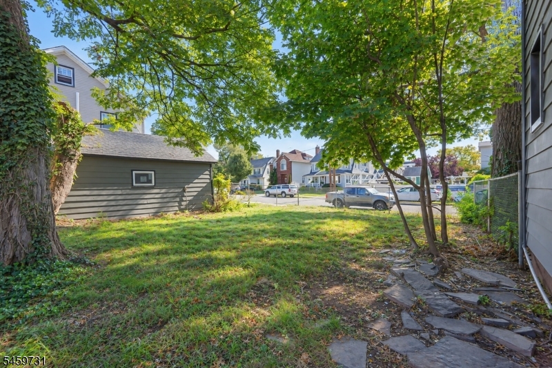 857 Livingston Road Elizabeth NJ 07208